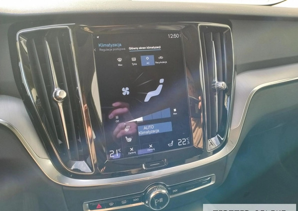 Volvo V60 cena 139500 przebieg: 62500, rok produkcji 2021 z Szlichtyngowa małe 172